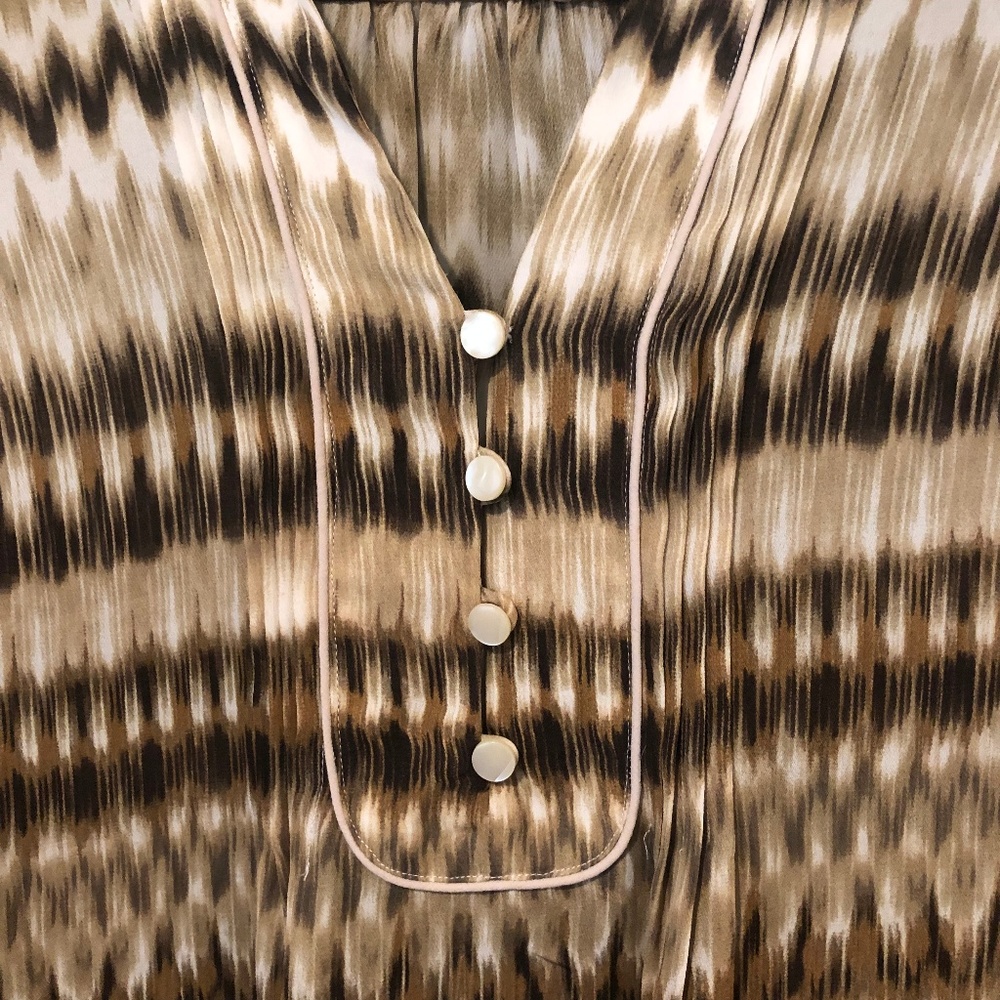 Banana Republic Blouse with Brown Cream and White - Picture 4 of 5